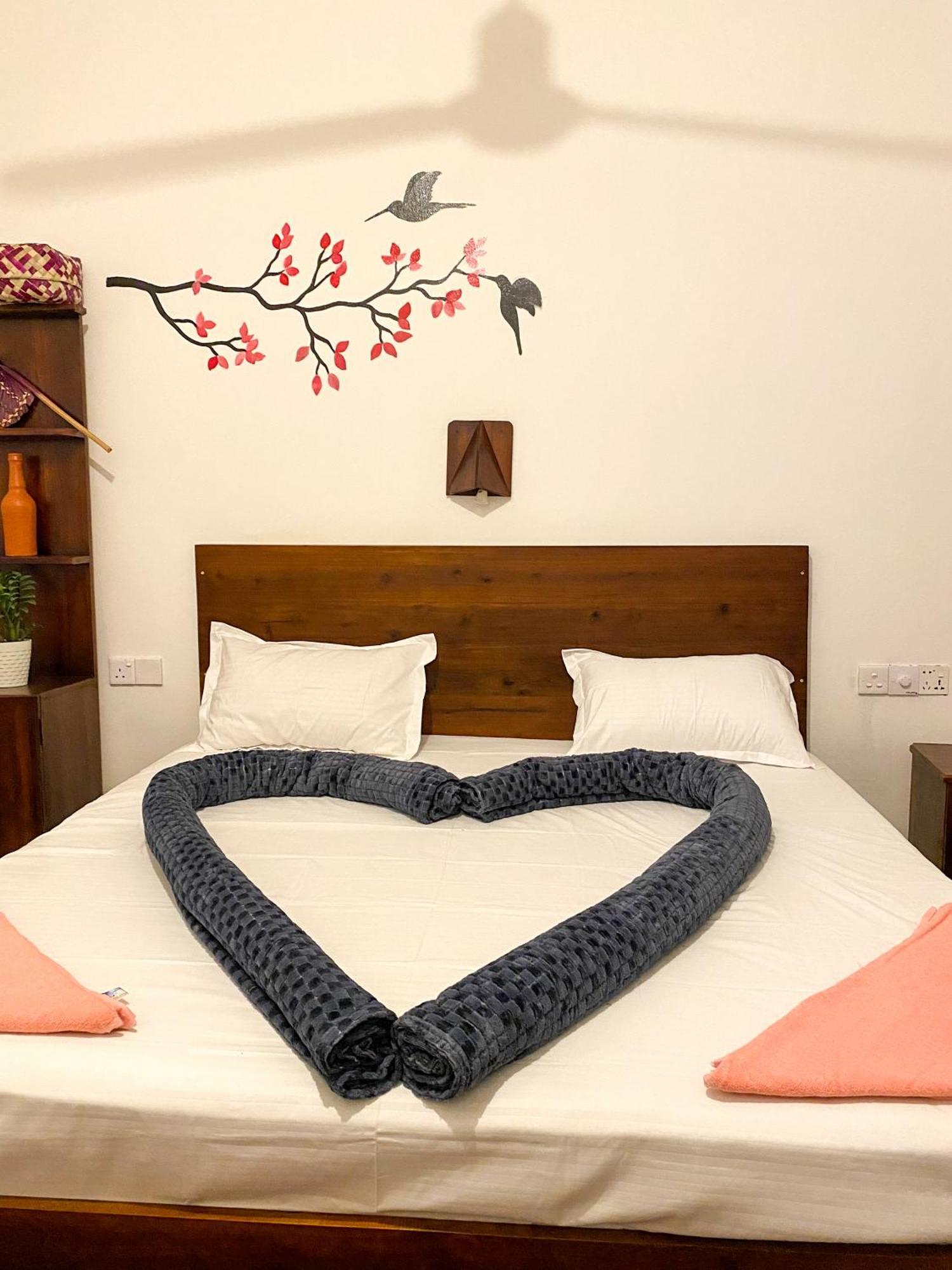 Surfers Park Arugambay Bed & Breakfast อารูกัมเบย์ ภายนอก รูปภาพ