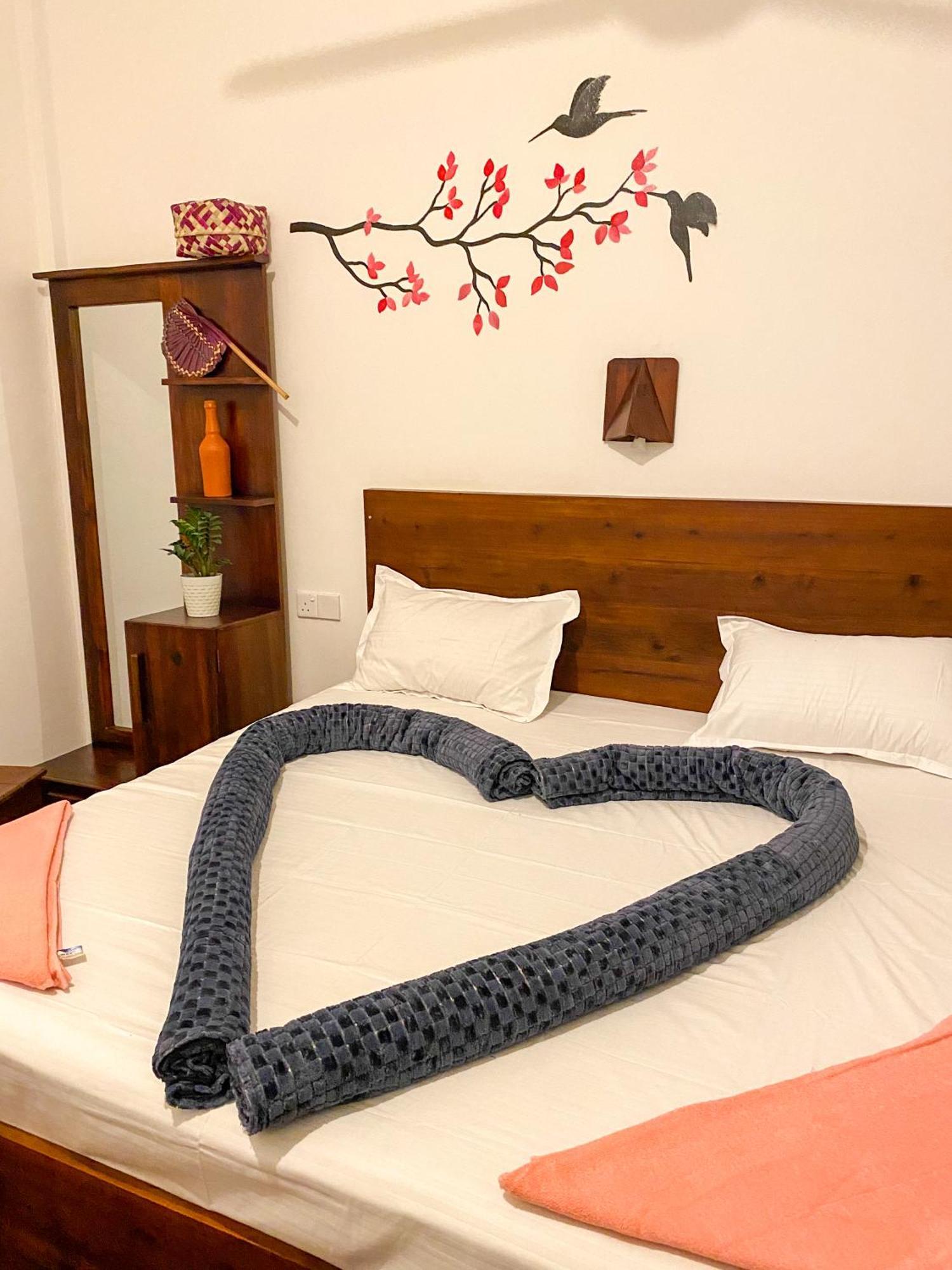Surfers Park Arugambay Bed & Breakfast อารูกัมเบย์ ภายนอก รูปภาพ